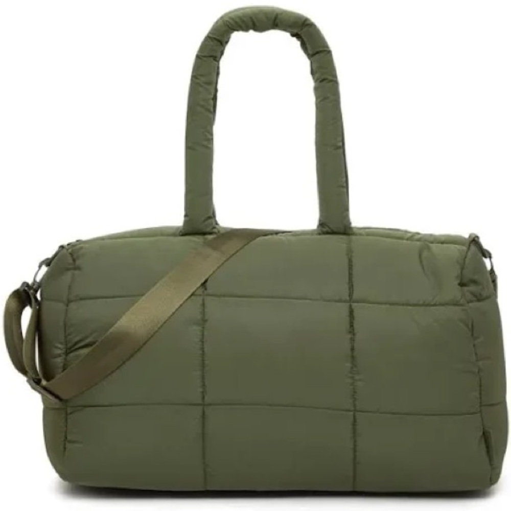 My TAGALONGS NWT Olive Green Puffer Duffle Bag